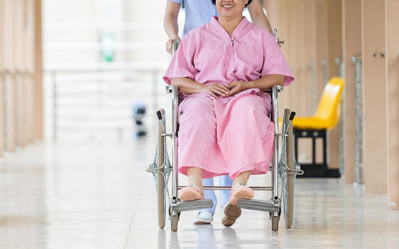 JR-Care Oy tarjoaa palvelutalohenkilökuntaa
